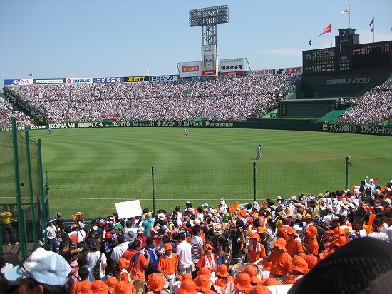 夏の甲子園 興南高校 応援ツアー 写真集その１ 国際旅行社の最新イベント情報